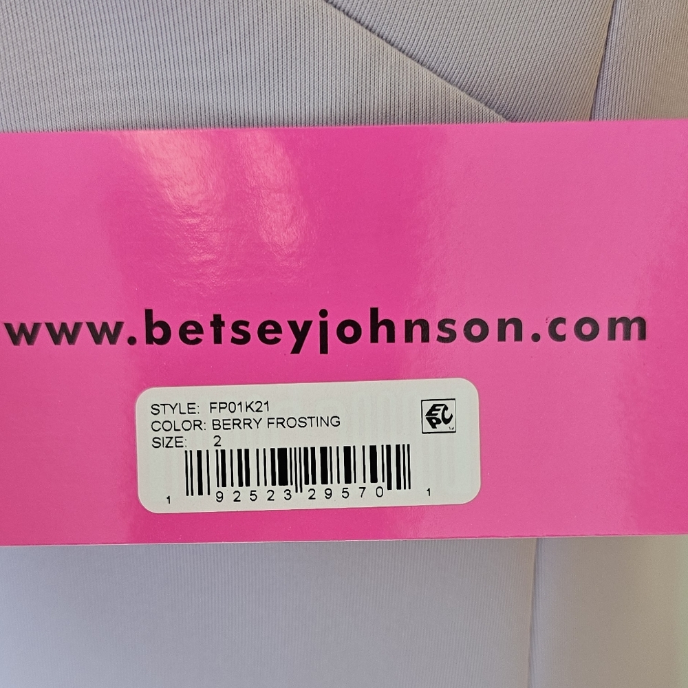 BETSEY JOHNSON Women's Berry Frosting Sleeveless Ruffle Hem Dress. Sz 2 - Picture 6 of 9